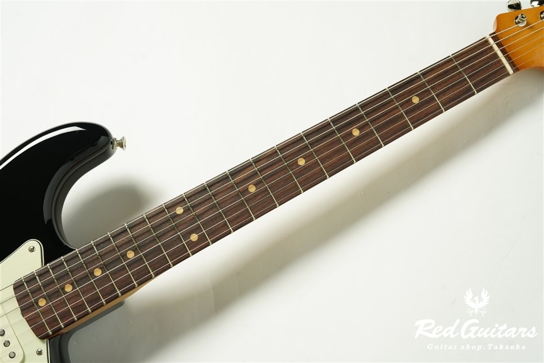 Vintera III Early 60s Stratocaster - Black